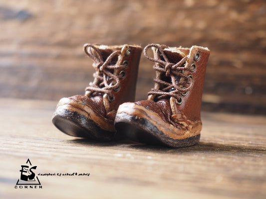 🔨👞 The leather boots are done! #Whiskey Brown | Handmade Leather Goods | gifts for men | gifts for women | ES Corner