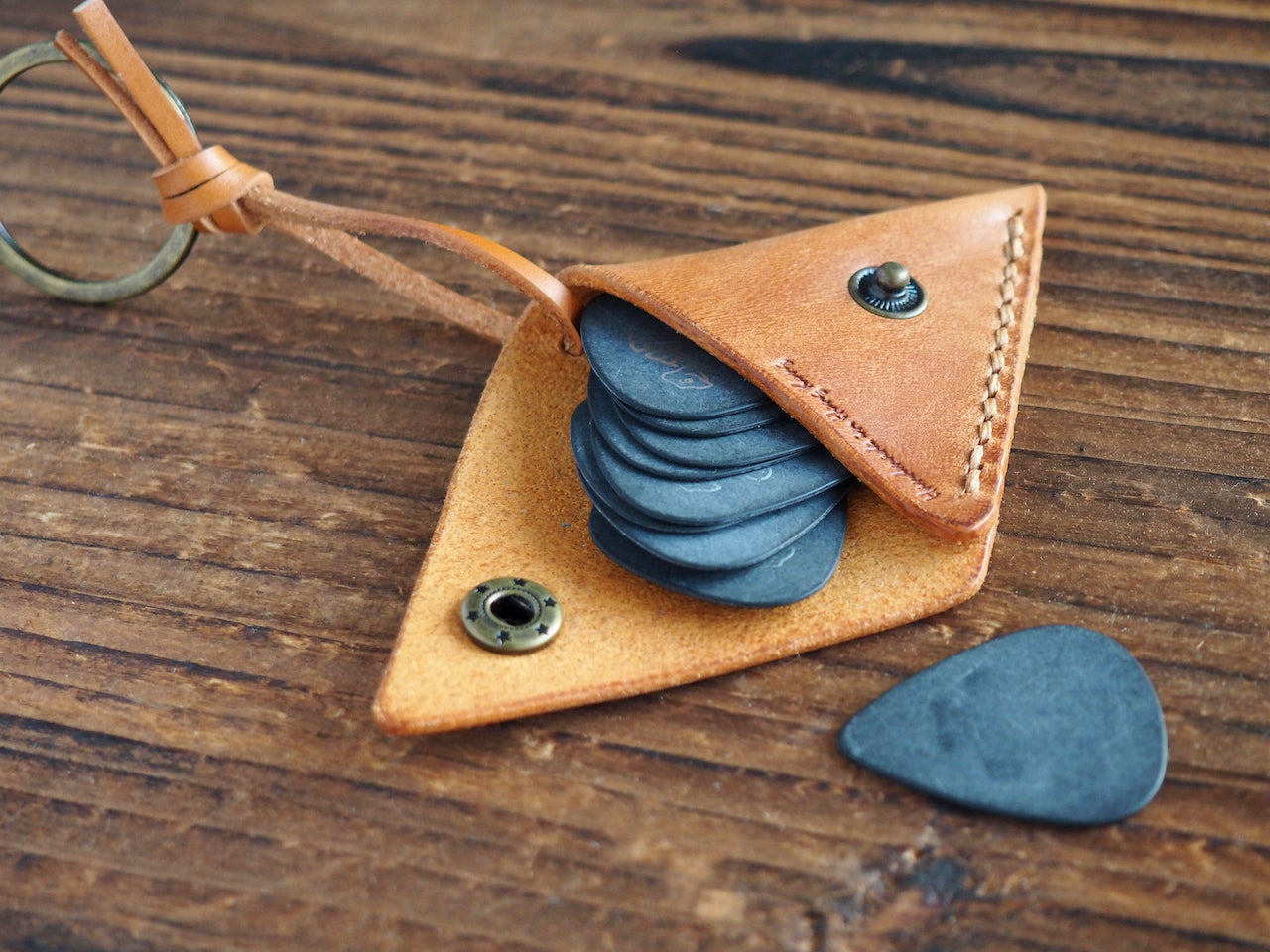 Personalized Leather Folded Guitar Pick Holder Keychain #Brown | Handmade Leather Goods | Personalized Gifts | ES Corner