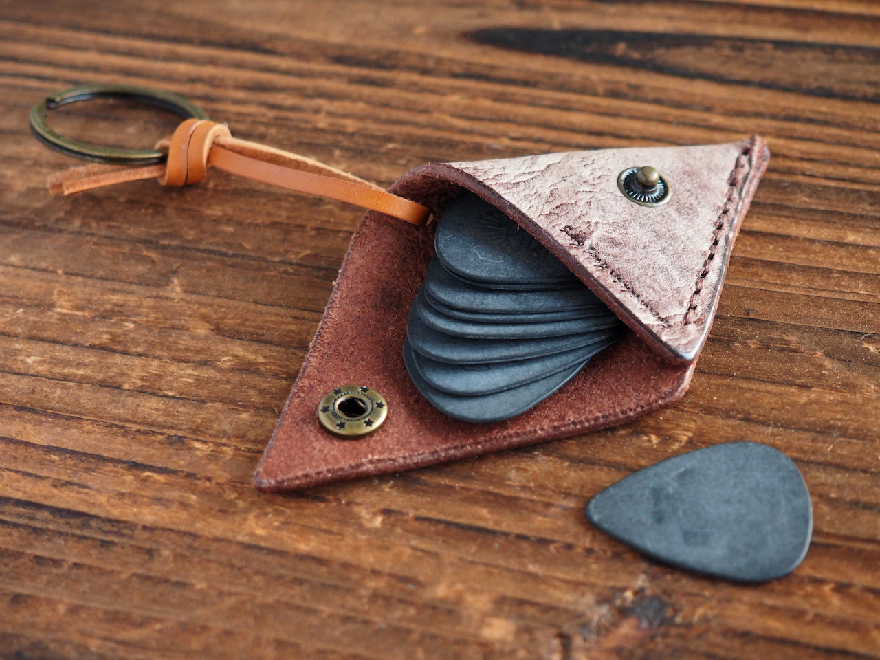 Personalized Leather Folded Guitar Pick Holder Keychain #Ghost Brown | Handmade Leather Goods | Personalized Gifts | ES Corner
