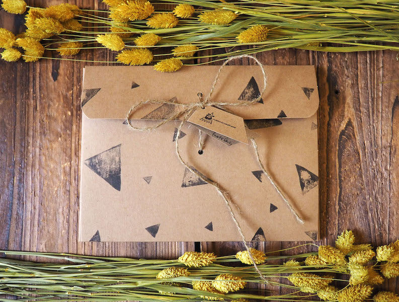 Natural Plain Handmade Leather Bookmark Gift Set Box Wrap Gifts for Everyone | ES Corner
