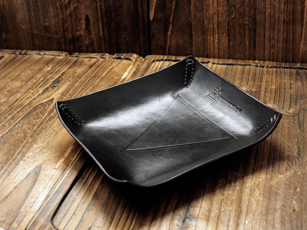 ES Corner Handmade Leather Valet Tray Desk tray Stash Tray Coin tray Daily catchall home decor Black Front