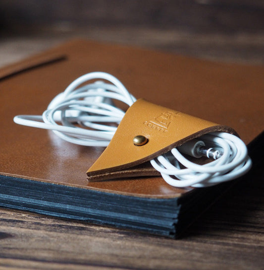 ES Corner Leather Cord Holder Cord Organizer Earphone Headphones Cord keeper Light Brown Color