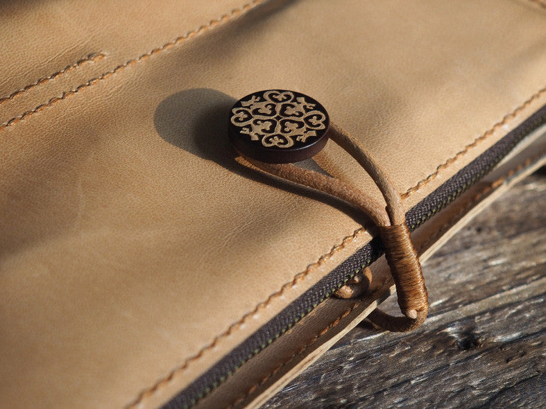 ES Corner Handmade Leather Sketchbook Journal Case with wooden button and YKK metal zippers