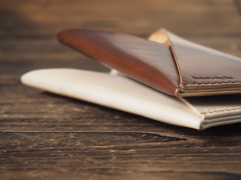 ES Corner Leather Phone Case Minimalist Style Whiskey Brown Natural Nude color