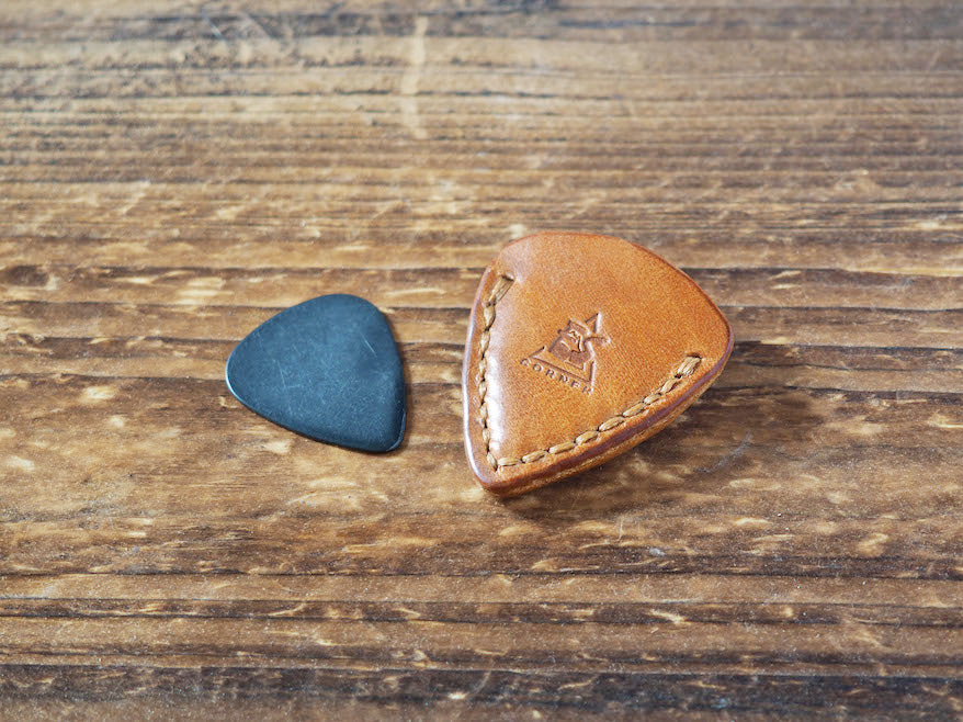 Personalized Teardrop Guitar Pick Holder #Brown | Handmade Leather Goods | Personalized Gifts | ES Corner